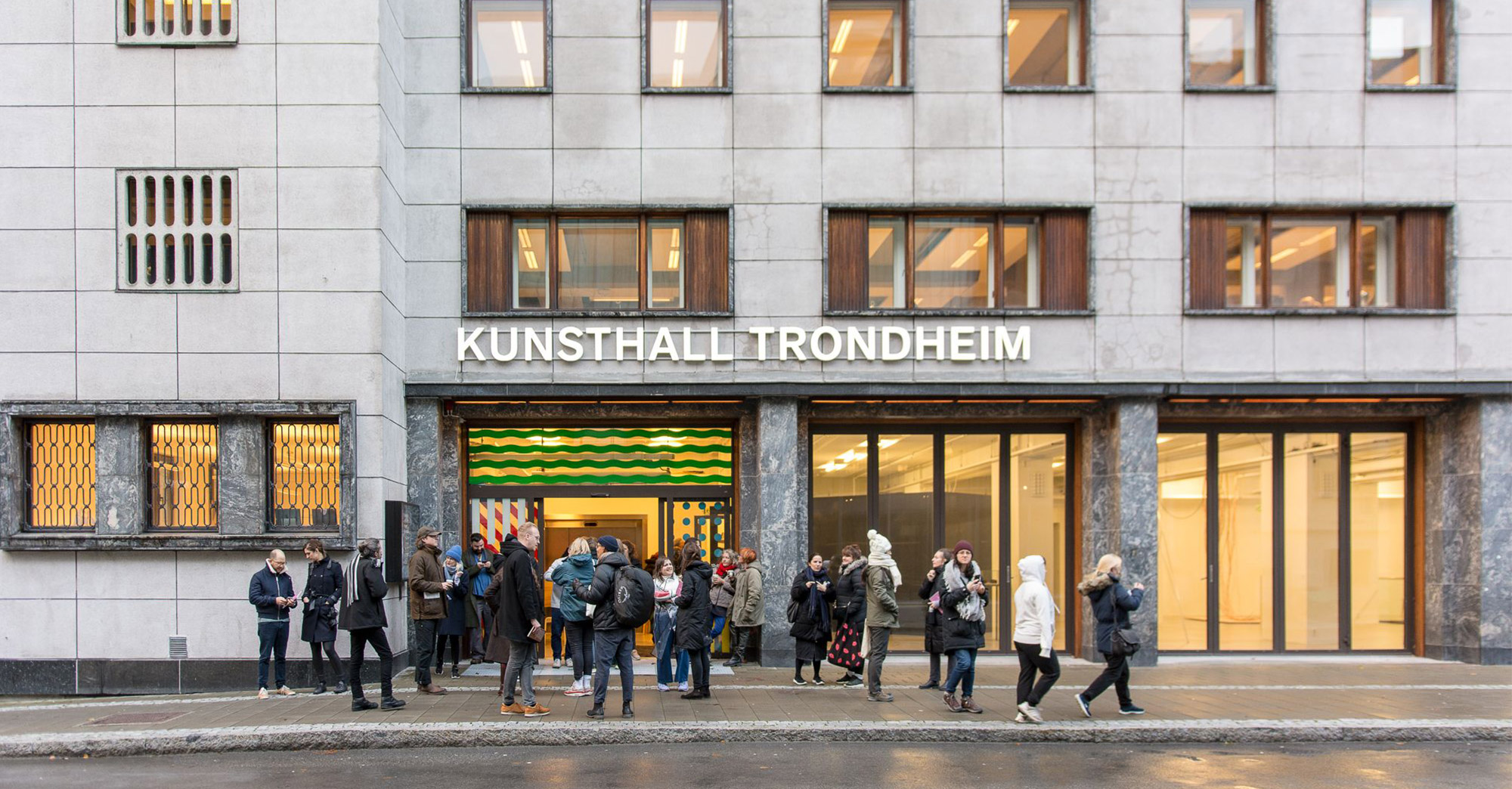 Kunsthall Trondheim holder til i den gamle brannstasjonen i Trondheim sentrum. (Foto: Coast Contemporary.)