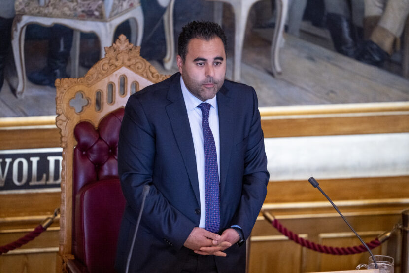 Vi er imponert av stortingspresident Gharahkhani, hans klare stemme, friske mot og ikke minst måten han bruker sin ytringsfrihet og status på. (Foto: Javad Parsa/NTB.)