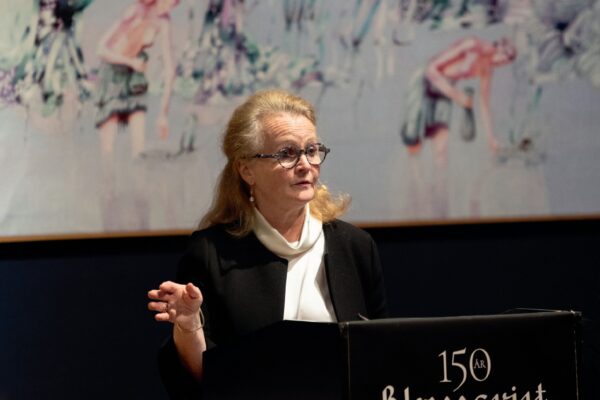 Auksjonarius, kunst- og Munch-ekspert Elisabeth Vik Forsberg på Blomqvist. (Foto: Blomqvist.)