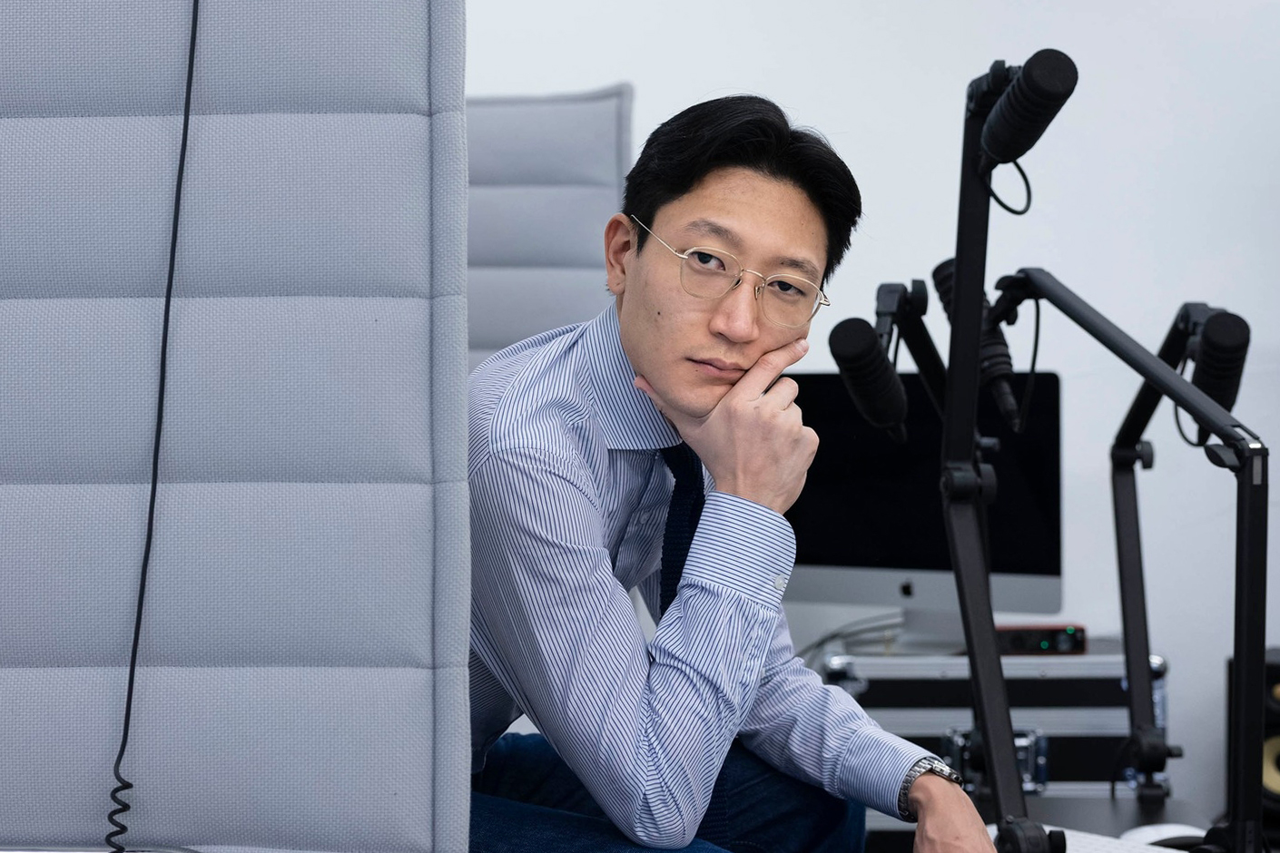 Danby Choi, medvirket i radioprogrammet «Arena» på NRK, som ble klaget inn til PFU av komiker Atle Antonsen (Foto: Subjekt.)