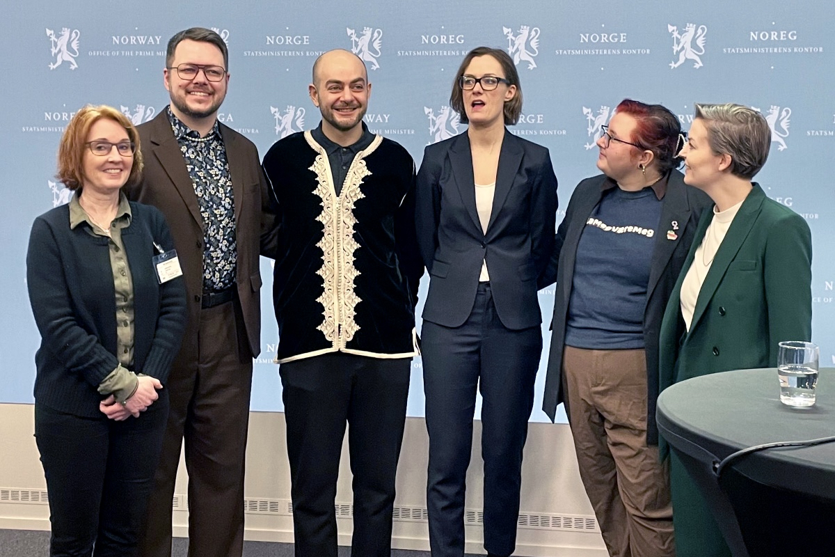 Handlingsplan for kjønns- og seksualitetsmangfold ble lagr frem i dag. Tilstede var Fri-leder Inge Alexander Gjestvang, Skeiv Ungdom-leder Jane Victorius, Skeiv Verden, kultur- og likestillingsminister Anette Trettebergstuen, og flere. etc. (Foto: Subjekt.)