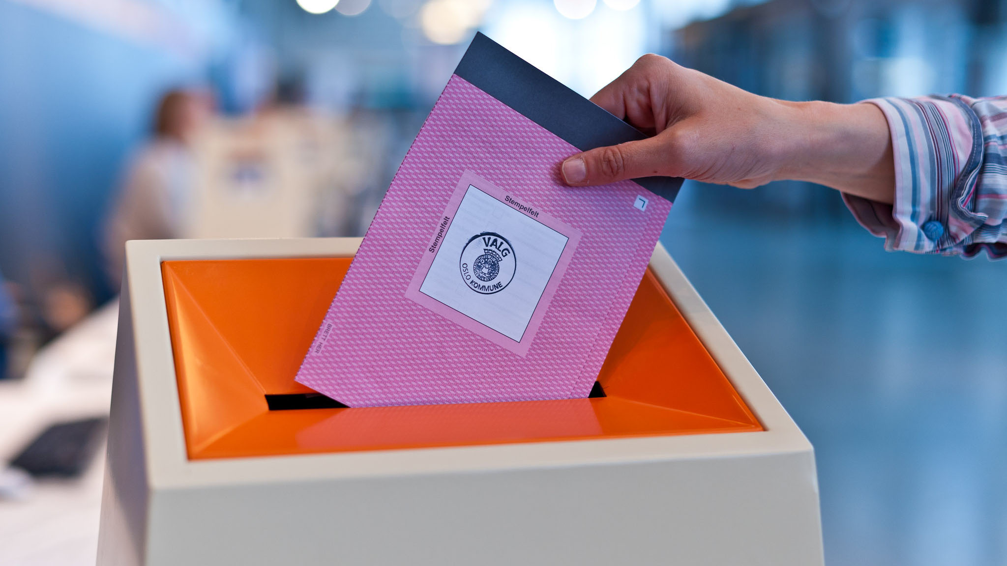 Få under 35 år har stemt i alle de tre siste kommunevalgene. (Foto: Regjeringen.)