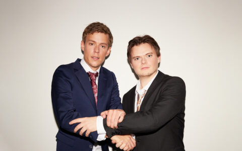 Steinar Kloumann Hallert og Erlend Mørch. Sistnevnte vinner mediepriser som bare det. (Foto: Discovery.)