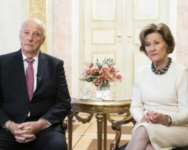 Oslo 20221108. Kong Harald og dronning Sonja kommenterer at prinsesse Märtha Louise ikke lenger skal utføre offisielle oppgaver for Kongehuset. (Foto: Terje Pedersen/NTB.)