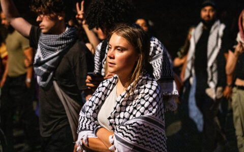 Greta Thunberg på en Palestina-demonstrasjon i Stockholm. (Foto: Emil Nicolai Helms/Ritzau/Scanpix.)