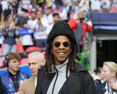 Jay-Z fotografert under Champions League-finalen mellom Borussia Dortmund og Real Madrid i 2024. (Foto: Kirsty Wigglesworth/AP.)