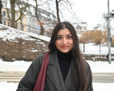 Sarah Zahid foran Åpent Bakeri på Frogner. (Foto: Oda Sofie Gallefoss.)