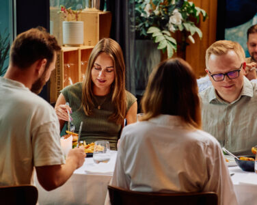 Hvert år inviterer Tjuvholmens restauranter til den årlige matfestivalen Tjuvholmen Foodie Festival. (Foto: Tjuvholmen.no/Selvaag Eiendom.)