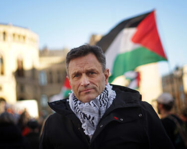 Leder for MDG, Arild Hermstad, er en engasjert apartheidmotstander. (Foto: MDG.)