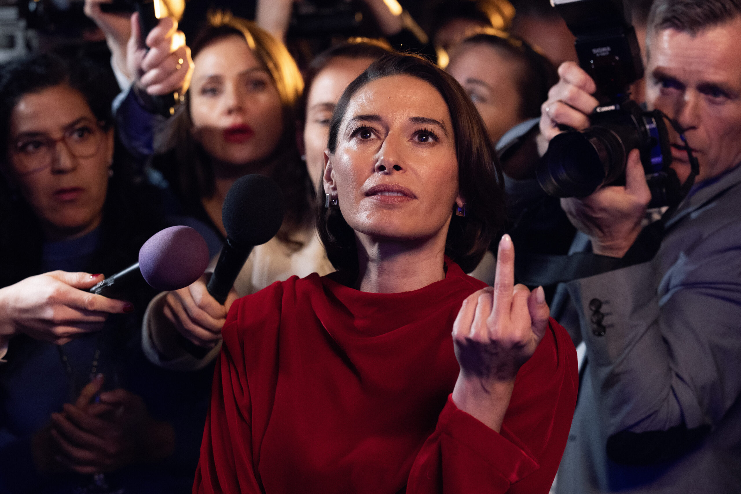 Pia Tjelta som PR-rivjernet Karianne Moen i «Ingen kommentar». Mellom 2016 og 2024 fikk Norge 26,5 prosent flere sysselsatte innen PR og kommunikasjon, ifølge SSB. (Foto: Øystein Klock/ Nordisk film.)