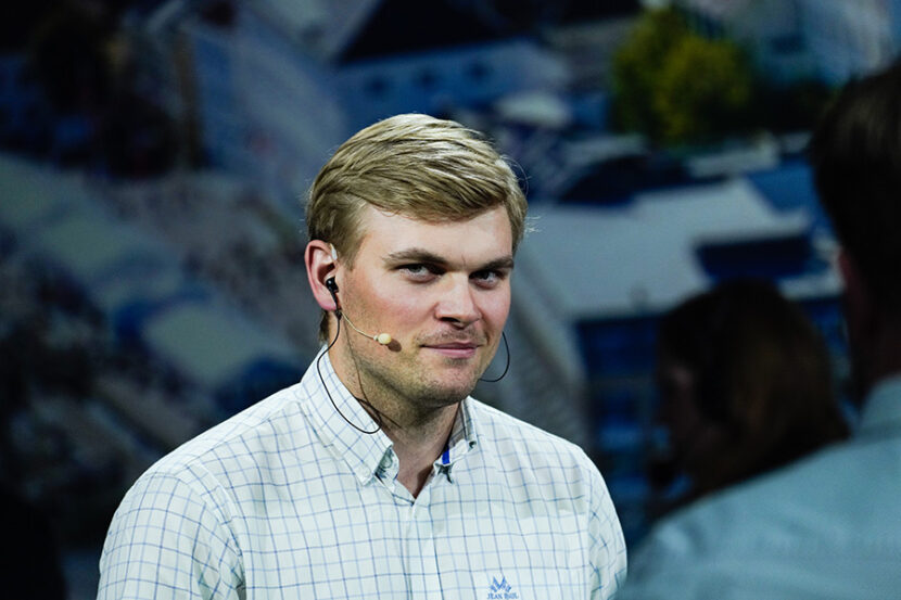 Arendal 20250814. Senterungdommens leder Nils Forren under ungdomspartilederdebatten under Arendalsuka. (Foto: Ole Berg-Rusten/NTB.)