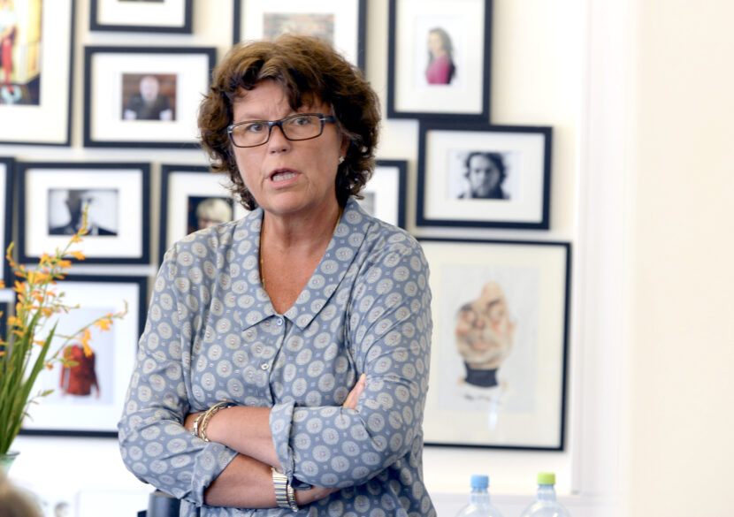 – Først gikk de etter karikaturtegnerne. Så begynte de å plukke komikere, skriver Anne Holt i sosiale medier. (Foto: Vidar Ruud/NTB.)