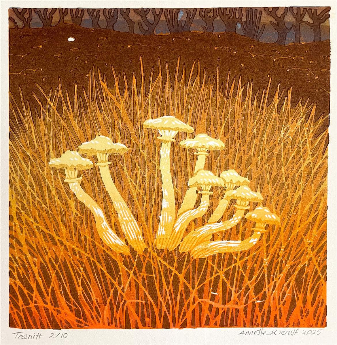 Anette Kierulf er en gjenganger på Dropsfabrikken. Her fra hennes tresnitt «I underskogen». (Foto: Presse).