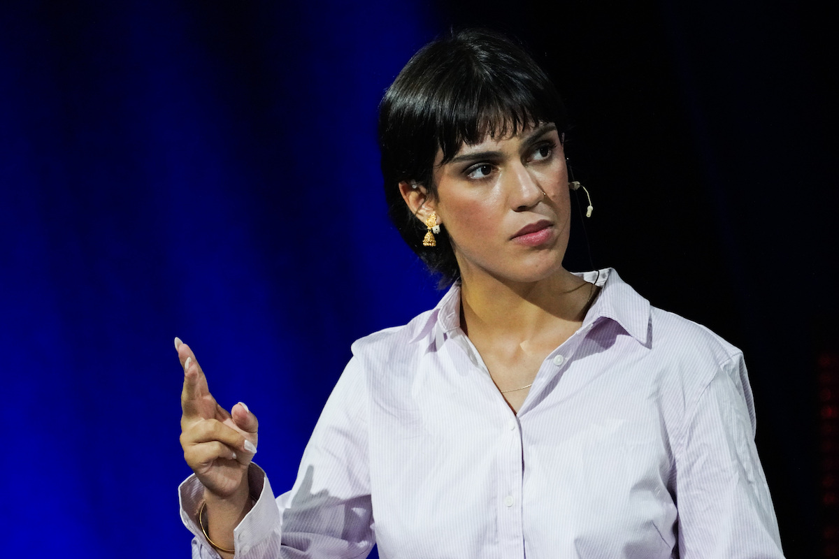 Arendal 20250814. Rød Ungdoms leder Amrit Kaur under ungdomspartilederdebatten under Arendalsuka. Foto: (Ole Berg-Rusten / NTB.)