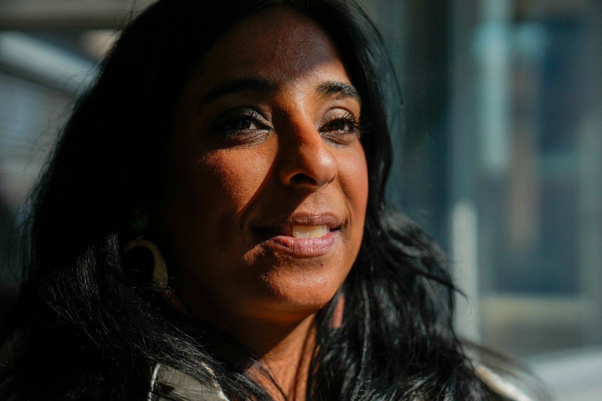 Kulturminister Lubna Jaffery (AP) signaliserer handlekraft overfor institusjonene etter den siste tidens skandale. (Foto: Javad Parsa/NTB.)