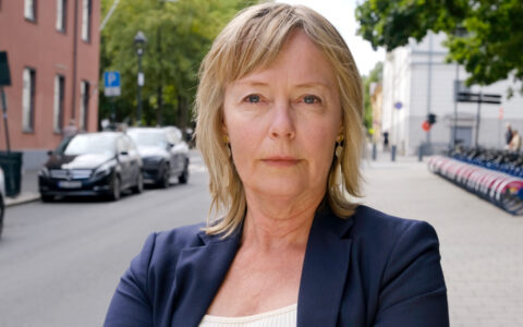 Styreleder i Norske kunsthåndverkere, Putte Helene Dal, er skuffet over manglende opptrapping av utstillingshonorar i statsbudsjettet for 2026. (Foto: Kristin Klette/NK.)
