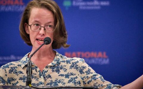 Politisk kommentator og forfatter Helen Andrews har en enkel, konsis forklaring på woke: Det er damer. (Foto: The Australian.)