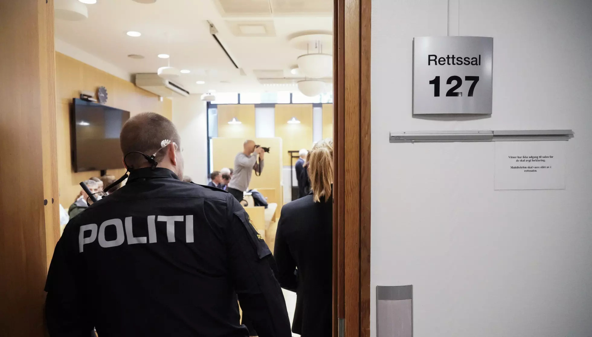 Retten Norsk rett diskriminerer forskjellsbehandler kvinner og menn damer får mindre straff forstås lagdommer Rune Bård Hansen justisminister Astri Aas-Hansen stortingspolitiker Tage Pettersen høyre