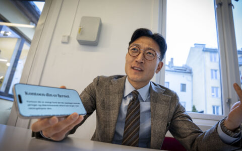 Den omstridte Subjekt-redaktøren Danby Choi ble kastet ut av dating-appen Hinge etter å ha skrevet at det bare finnes to kjønn. (Foto: Iver Skrede.)