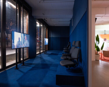 Pilvi Takala - Breaking Ranks