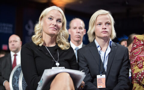 New York, USA 20120923. Kronprinsesse Mette-Marit med sin sønn Marius Borg Høiby på Opening Session av Clinton Global Initiative i New York søndag. (Foto: Pontus Höök/NTB.)