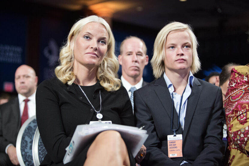 New York, USA 20120923. Kronprinsesse Mette-Marit med sin sønn Marius Borg Høiby på Opening Session av Clinton Global Initiative i New York søndag. (Foto: Pontus Höök/NTB.)