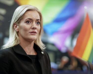 Oslo 20230616. Justis- og beredskapsminister Emilie Enger Mehl under en pressekonferanse om konverteringsterapi. (Foto: Cornelius Poppe/NTB.) Justisminister Emilie Enger Mehl legger frem loven som gjør konverteringsterapi straffbart i Norge.