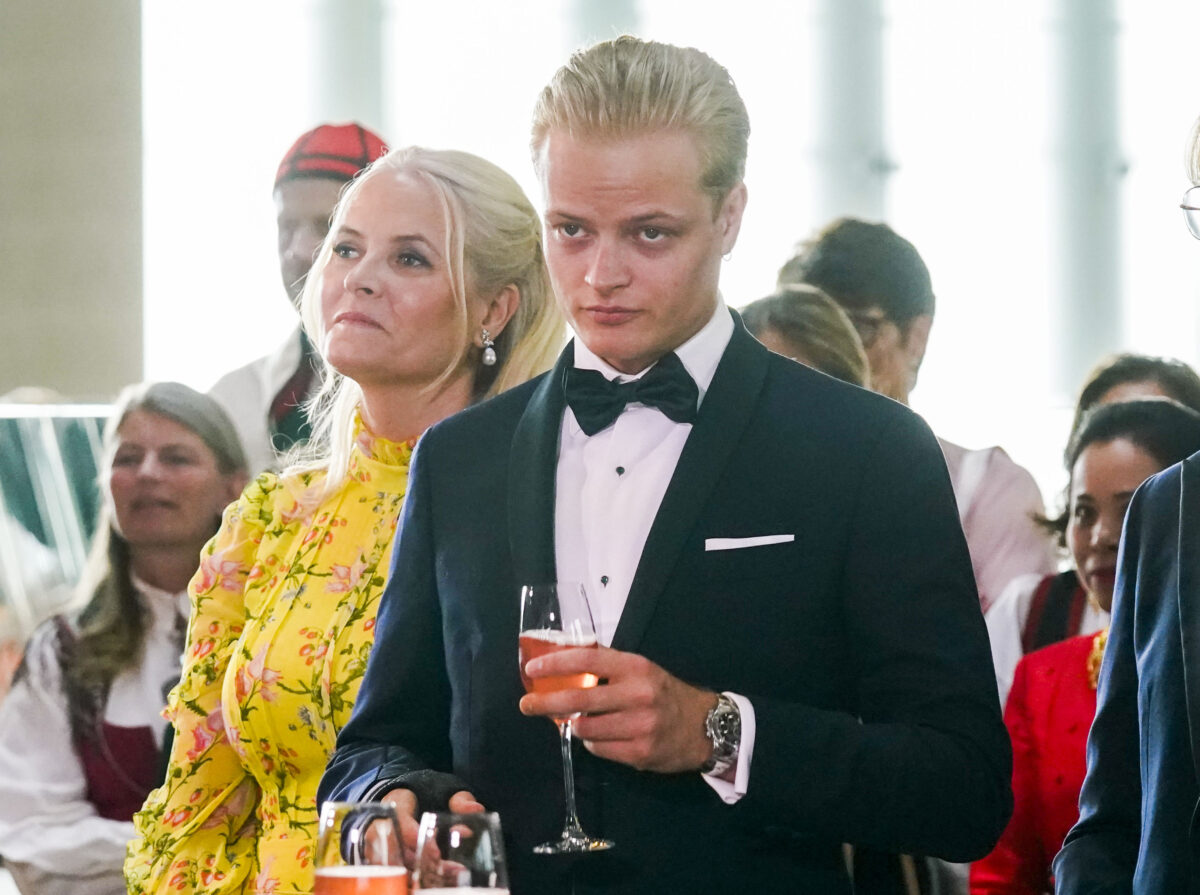 Marius Borg Høiby og kronprinsesse Mette-Marit. Rettsak far pappa barn bestemor VG Gunnar Bodal-Johansen presseveteran rykter annenhåndsinformasjon