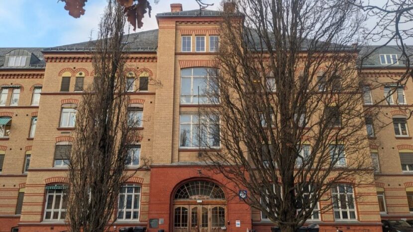 Nasjonalt senter for selvmordsforskning og -forebygging (NSSF) holder til i «Søsterhjemmet» på Ullevål sykehus. (Foto: SIlje Pileberg/UIO.)