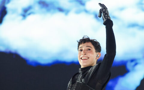 Lillehammer 20260228. Kyle Alessandro under generalprøven til Melodi Grand Prix-finalen i Håkons hall på Lillehammer, lørdag kveld. (Foto: Geir Olsen/NTB.)