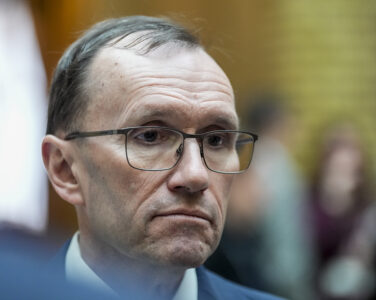 Oslo 20260303. Utenriksminister Espen Barth Eide i Vandrerhallen etter sin utenrikspolitiske redegjørelse på Stortinget. (Foto: Terje Pedersen/NTB.)