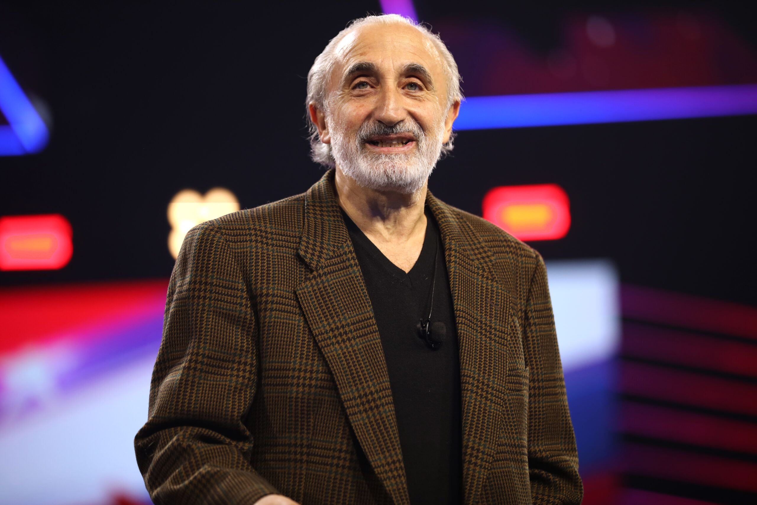 Professor Gad Saad er blitt velkjent etter flere bøker og med sin egen podkast. Han har også vært på besøk hos verdens største podkaster, Joe Rogan. (Foto: Wikimedia Commons.)