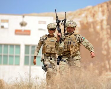 Soldater i Jordans Special Task Force 101 på øvelse i Amman, Jordan. (Foto: Matthew Cole.)