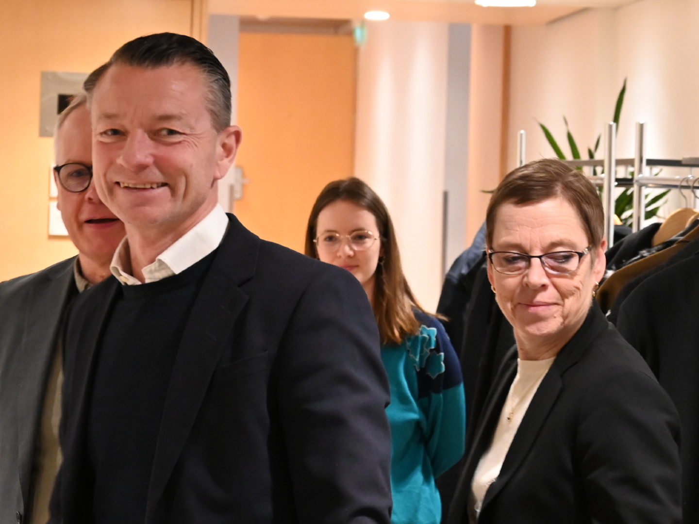 Martin Ruby, politisk sjef for Meta i Norden og Mari Velsand, direktør i Medietilsynet. (Foto: Sander Sebastian Amsrud.)