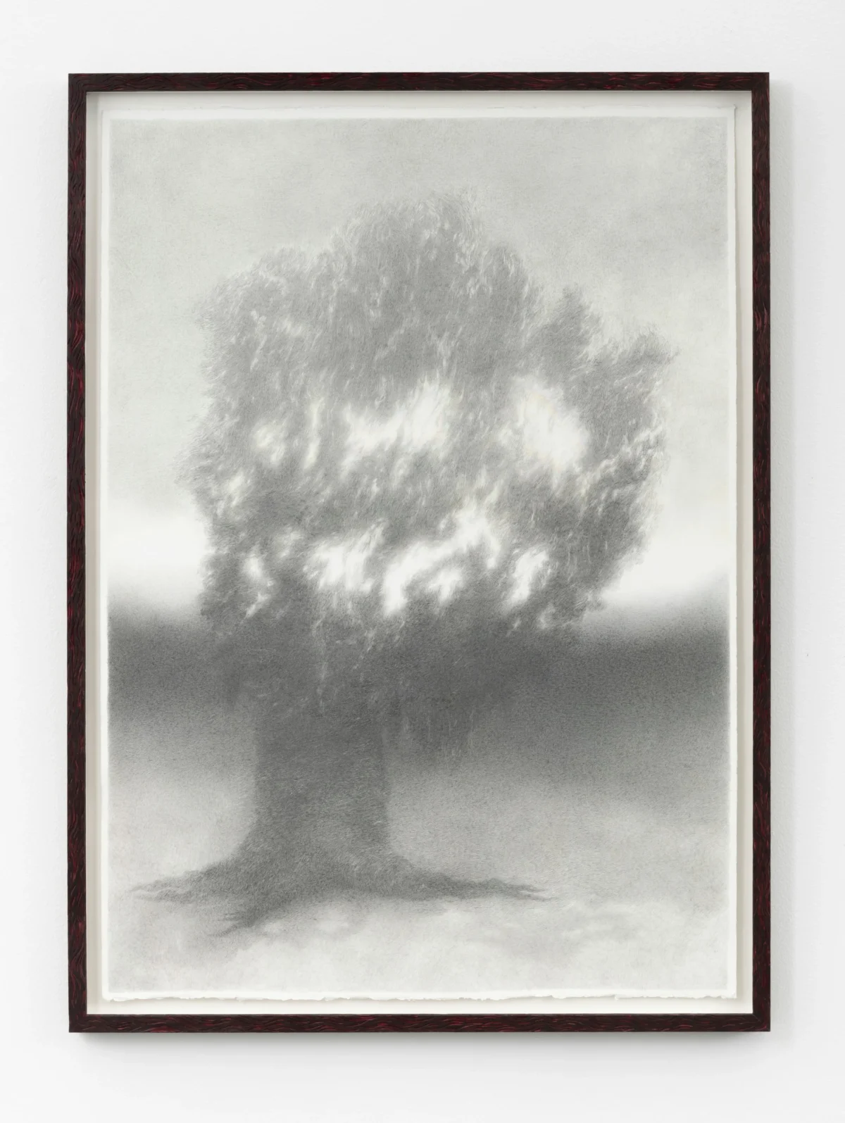 Rina Charlott Lindgrens blyanttegninger er fengslende. Her: «Silhouette», 2023. (Foto: Presse).