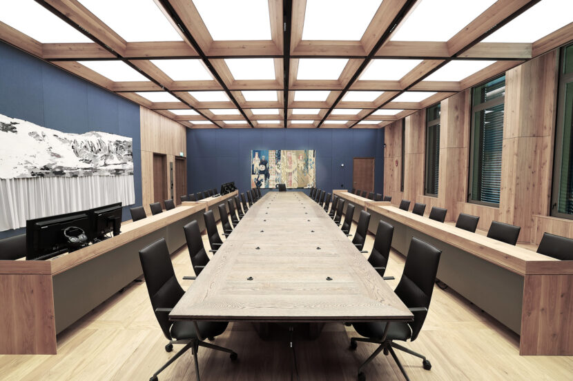 Bilder fra Statsministerens kontor og Statsrådssalen i det nye Regjeringskvartalet. Statsrådssalen er regjeringens møterom. Foto: Torbjørn Kjosvold / SMK 