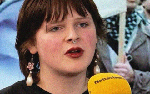 Alexandra Joy Messel Øhrn Fredwall ble i april 2026 valgt til leder i Rød Ungdom. Til Nettavisen sier hun at hun er for abort i uke 39. (Skjermbilde.)