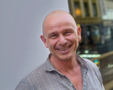 Forfatter og forsker Mads «Pornopung» Larsen har radikale forslag for å få opp fødselstallene. (Foto: Espen Goffeng.)