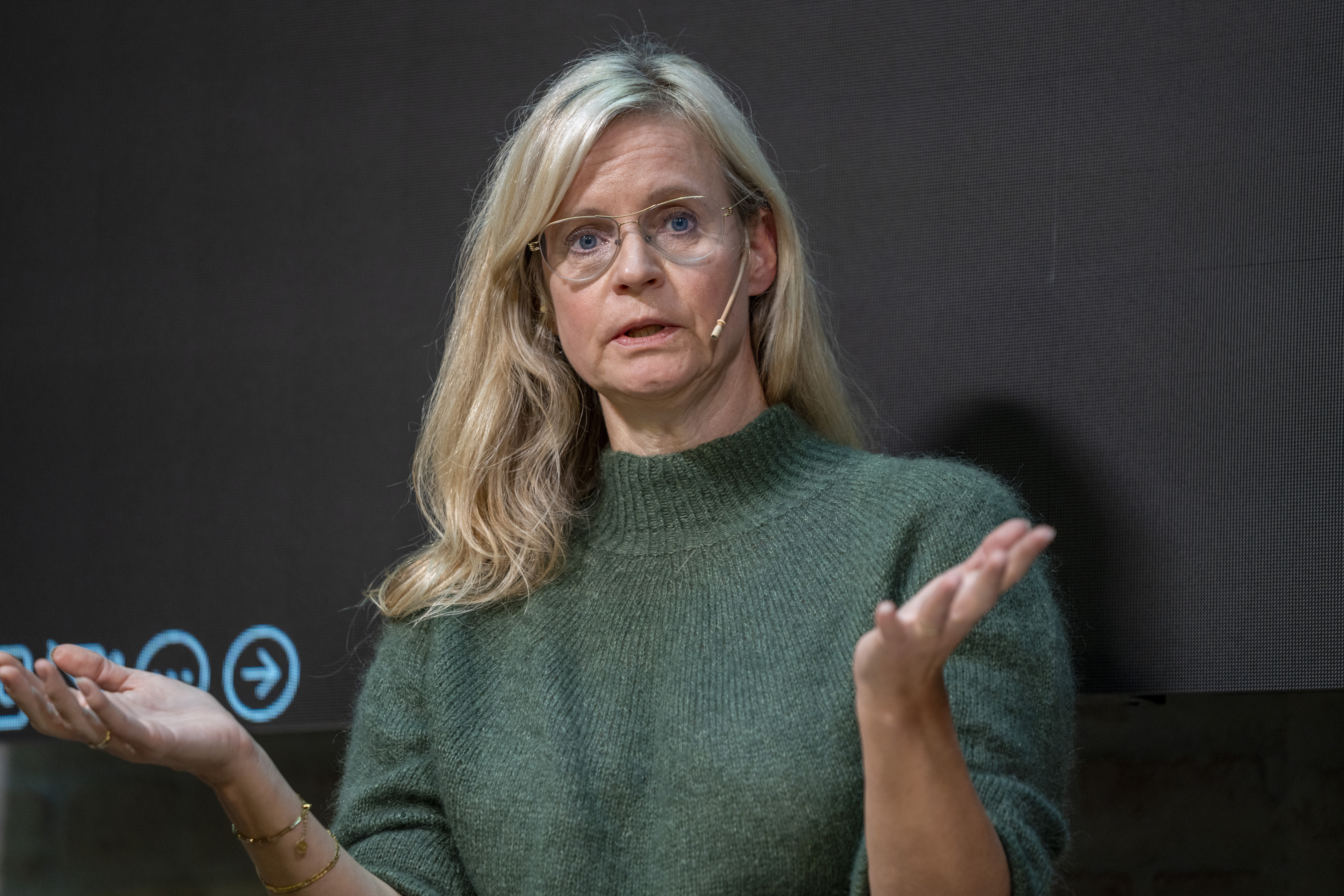 Oslo 20231010. Nyhetsredaktør i TV2 Karianne Solbrække under fremleggelsen av en samlet rapport med analyser av mediene i Baneheia-saken. (Foto: Gorm Kallestad/NTB.)