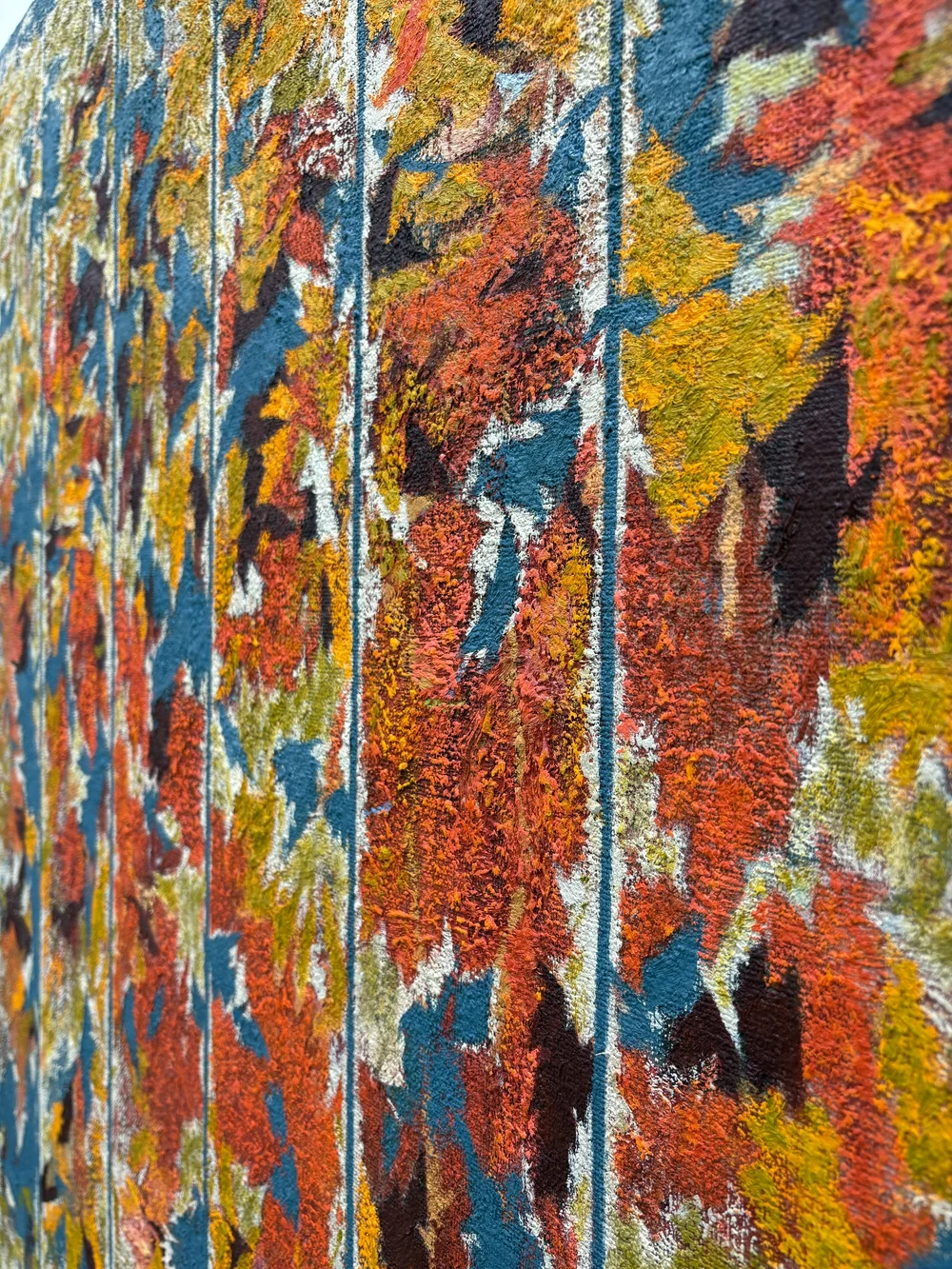 Du kan fordype deg i Christer Gleins teksturer på Eiklid/Rusten. (Foto: Presse.)