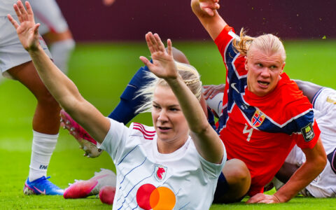 Norges to beste fotballspillere, Erling Braut Haaland og Ada Hegerberg, tiltrekker seg veldig ulik mengde seere. Grunnen er enten åpenbar eller kvinnefiendtlig, avhengig av hvem du spør.