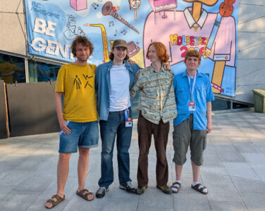 Årets unge jazzmusikere 2026 er kåret under Moldejazz og ble gruppen Sakte, fallende. (Foto: Aleksander Haugen/Moldejazz/NTB.)