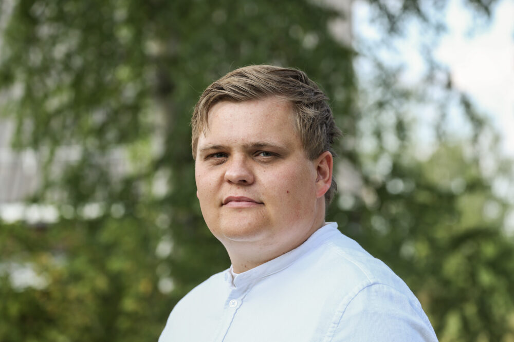 Utøya 20250722. Leder i AUF, Gaute Børstad Skjervø, under minnemarkeringen på Utøya 14 år etter terrorangrepet 22. juli 2011. (Foto: Jan Langhaug/NTB.)