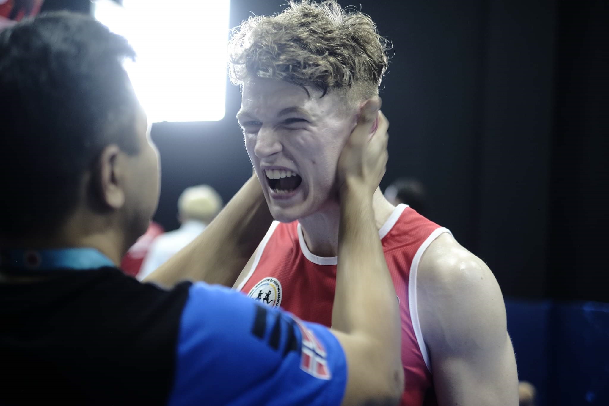 Oliver Hansen tok EM-sølv i thaiboksing i 2022. (Foto: Brandon Trung Moen.)