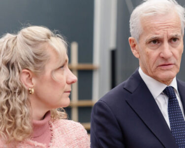 Karianne Tung og Jonas Gahr Støre. (Foto: Jonas Been Henriksen/NTB.)