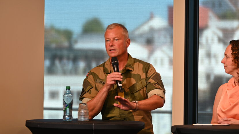Eystein KvarvingTidl. kommunikasjonssjef, Forsvaret (Foto: Sander Sebastian Amsrud.)