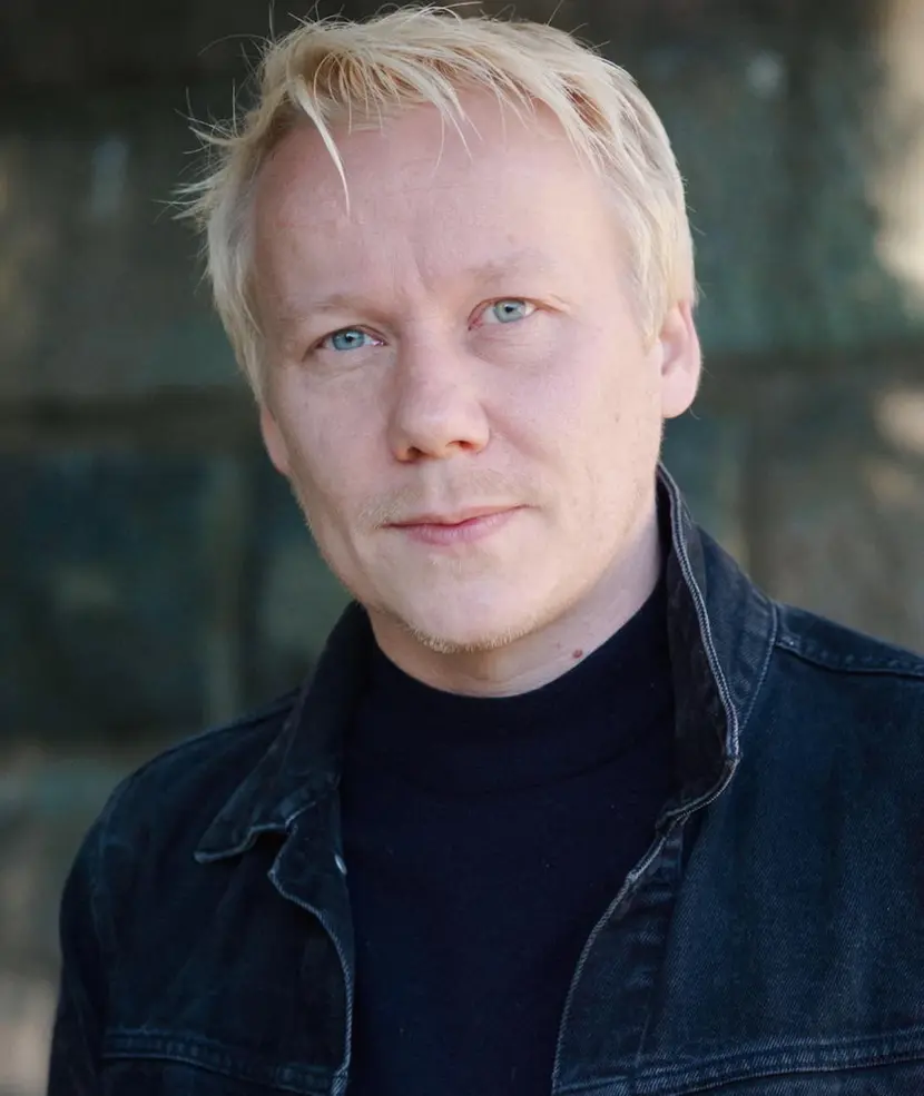 Regissør Eirik Svensson. (Foto: Mubi.)