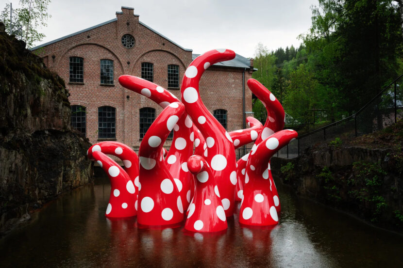 Yayoi Kusama «Shine of Life» (2019) på Kistefos. (Foto: Einar Aslaksen.)