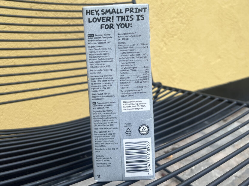 Oatly innholdsfortegnelse. (Foto: Sander Sebastian Amsrud.)