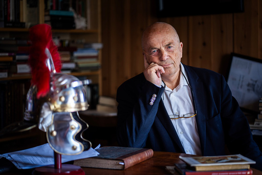 Hans Rustad, grunnlegger og redaktør av nettavisen Document.no. har svart Norsk Redaktørforening i spørsmålet om han skal ilegges en advarsel for brudd på foreningens vedtekter. (Foto: Ole Berg-Rusten / NTB.)
